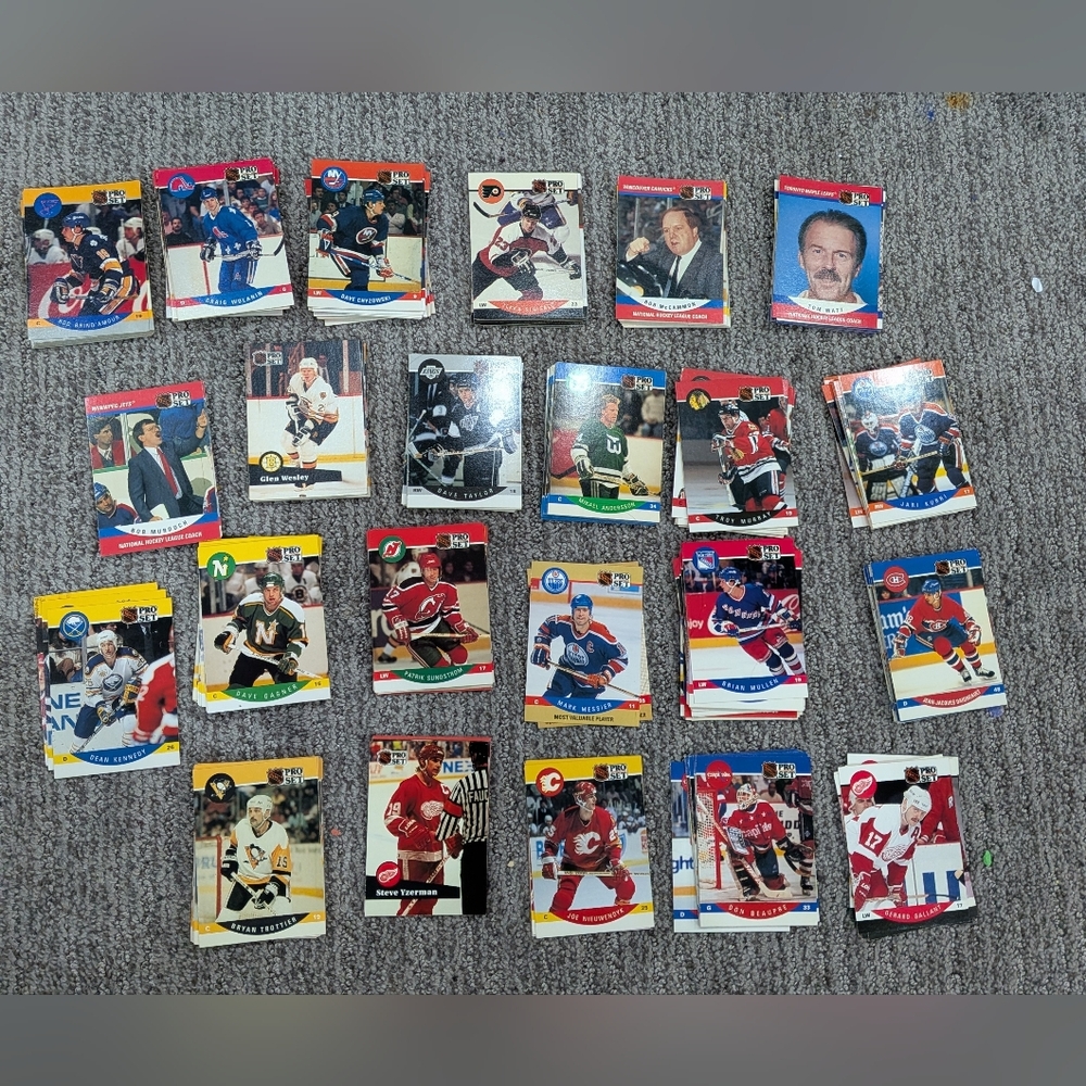 Vintage 277 Pcs NHL Pro Set 1990-91 Hockey Trading Cards Collection